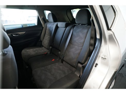 Used 2016 Nissan Rogue S image 12