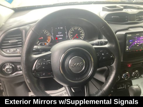 Used 2017 Jeep Renegade Altitude image 18