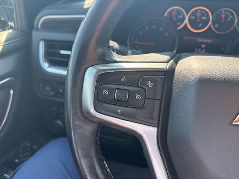 Used 2021 Chevrolet Suburban LT image 19