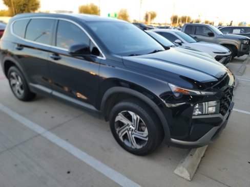 Used 2022 Hyundai Santa Fe SE image 2