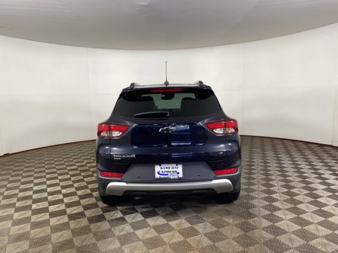 Used 2021 Chevrolet TrailBlazer LT w/ Convenience Package image 2