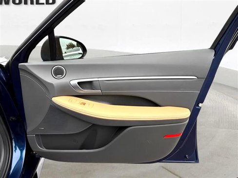 Used 2021 Hyundai Sonata Limited image 31
