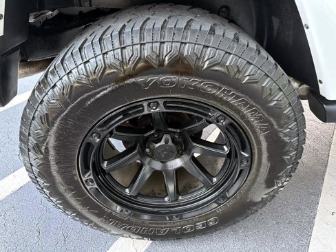 Used 2015 Jeep Wrangler Unlimited Sport image 25