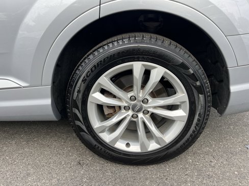 Used 2019 Audi Q7 3.0T Premium Plus w/ Premium Plus Package image 9