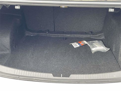 Used 2022 Chevrolet Malibu LT image 22