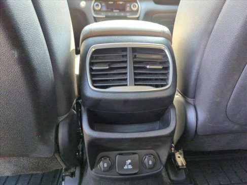 Used 2020 Hyundai Santa Fe Limited image 19