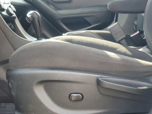 Used 2017 Chevrolet Trax LS image 12