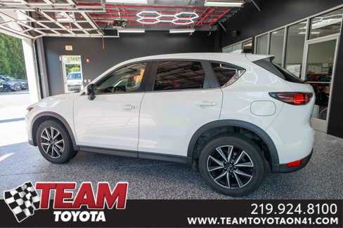 Used 2018 MAZDA CX-5 Touring image 2