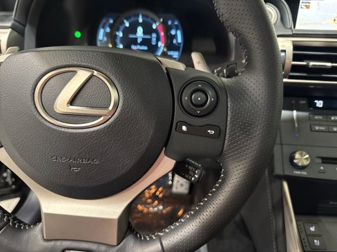 Used 2016 Lexus IS 200t image 36