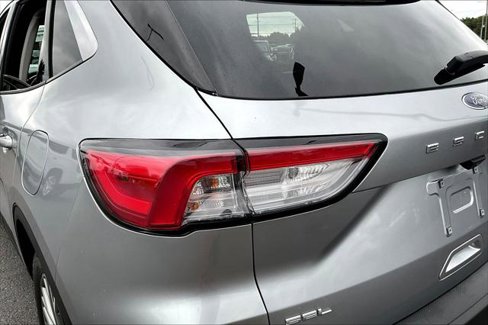 Used 2022 Ford Escape SEL image 21