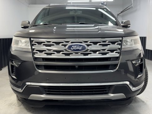 Used 2019 Ford Explorer Limited w/ Class III Trailer Tow Package image 2