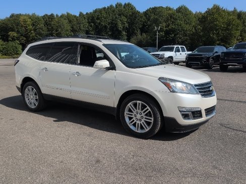 Used 2015 Chevrolet Traverse LT w/ Style and Technology Package image 8