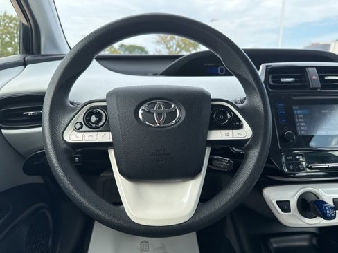 Certified 2017 Toyota Prius Two image 10