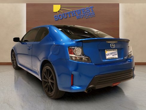 Used 2016 Scion tC image 2