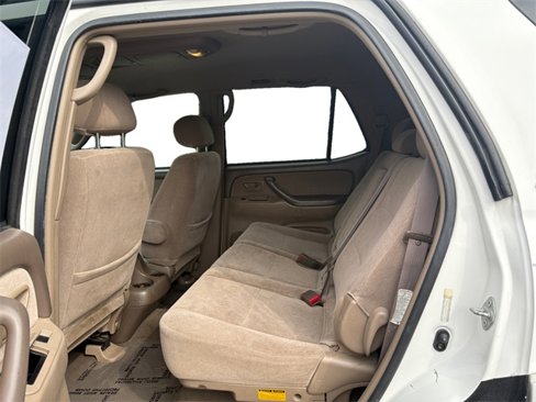 Used 2003 Toyota Sequoia SR5 image 10