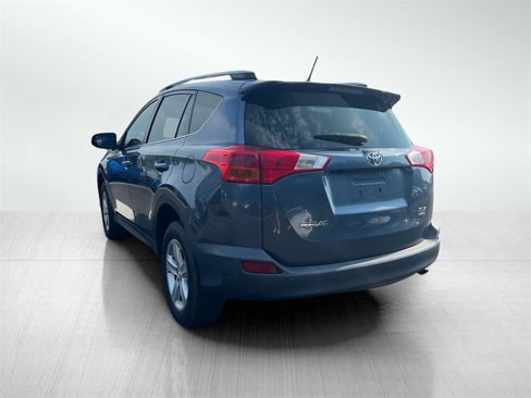 Used 2013 Toyota RAV4 XLE image 7