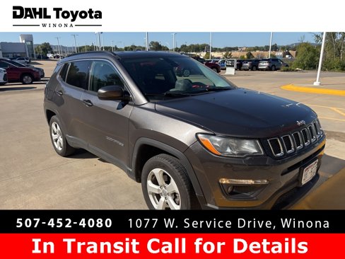 Used 2019 Jeep Compass Latitude w/ Cold Weather Group image 1