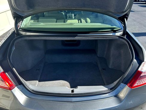 Used 2010 Acura RL image 28
