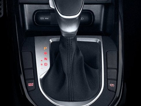Used 2023 Kia Forte GT-Line w/ GT-Line Premium Package image 16