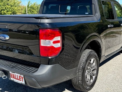 Used 2022 Ford Maverick XLT image 11