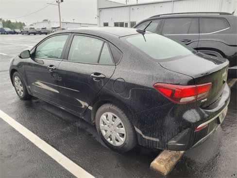 Used 2022 Kia Rio LX image 5