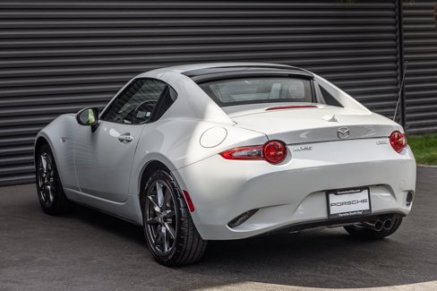 Used 2017 MAZDA MX-5 Miata RF Grand Touring image 3