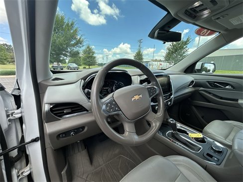 Used 2018 Chevrolet Traverse Premier w/ Driver Confidence II Package image 26