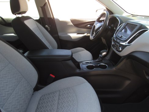 Used 2024 Chevrolet Equinox LS image 8