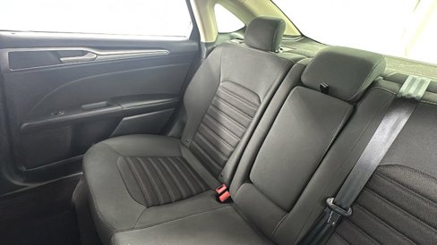 Used 2019 Ford Fusion SE image 14