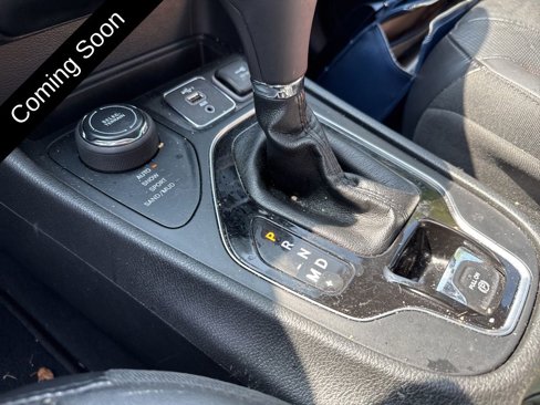 Used 2019 Jeep Cherokee Limited image 16