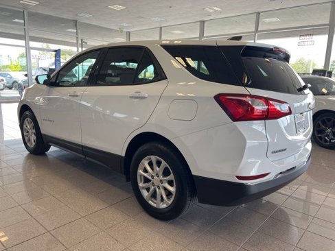 Used 2018 Chevrolet Equinox LS image 12