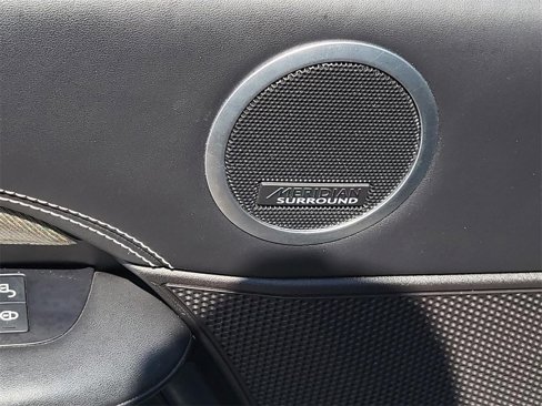 Used 2019 Land Rover Discovery HSE Luxury image 13