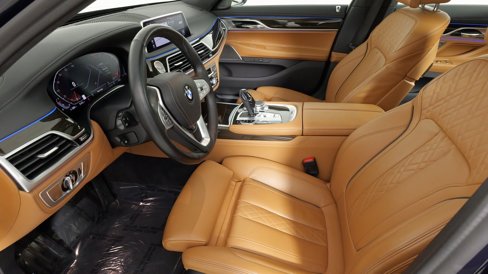 Used 2020 BMW 740i xDrive w/ Interior Design Package image 32