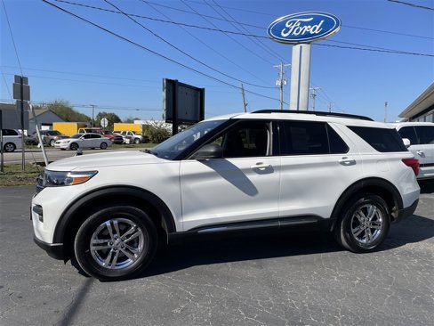 Used 2020 Ford Explorer XLT w/ Comfort Package image 4