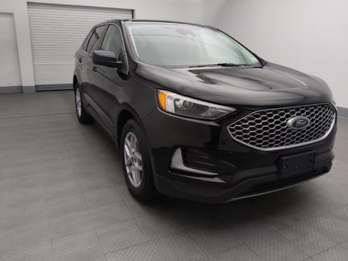Used 2024 Ford Edge SEL image 13