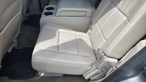 Used 2012 Lincoln Navigator 4WD image 24