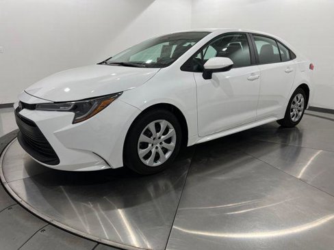 Certified 2023 Toyota Corolla LE image 1