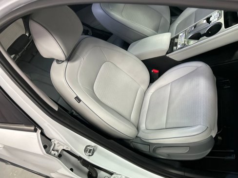 Used 2019 Hyundai Kona Limited image 24