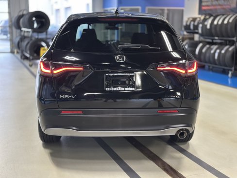 Used 2024 Honda HR-V Sport image 5