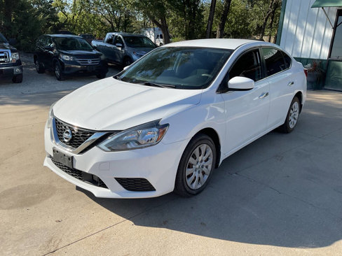 Used 2018 Nissan Sentra S image 5