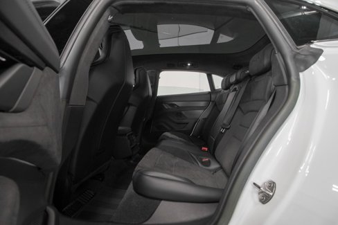 Used 2023 Porsche Taycan GTS image 14