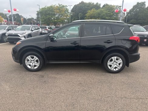 Used 2015 Toyota RAV4 LE image 4