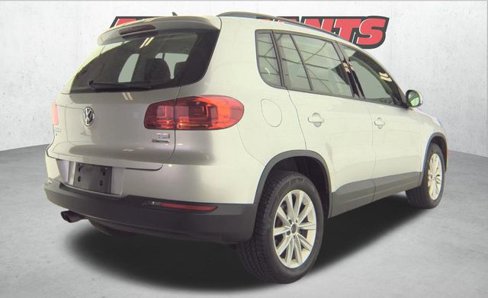 Used 2017 Volkswagen Tiguan Limited image 8