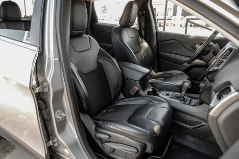 Used 2019 Jeep Cherokee Latitude Plus image 43