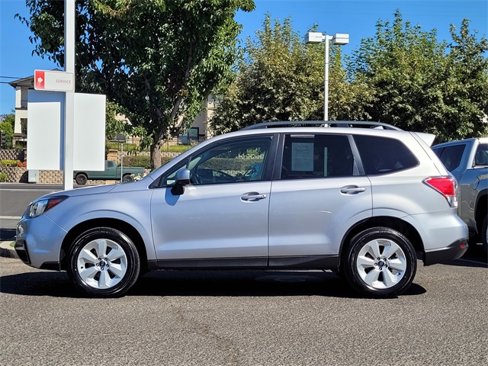 Used 2017 Subaru Forester 2.5i Premium w/ All-Weather Package image 9