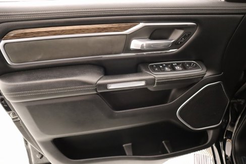 Used 2019 RAM 1500 Laramie image 16