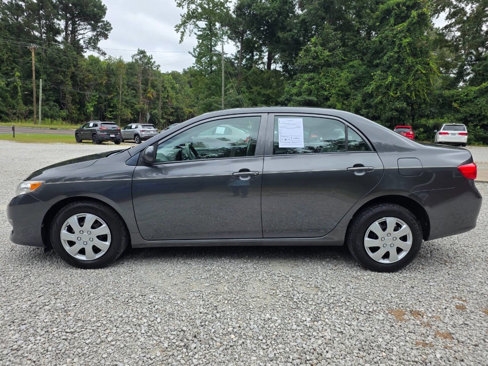 Used 2010 Toyota Corolla LE image 2