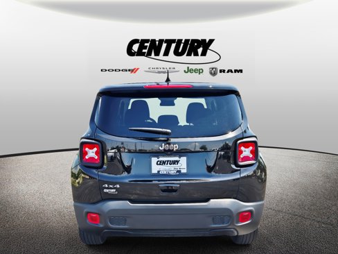 Used 2023 Jeep Renegade Latitude image 5