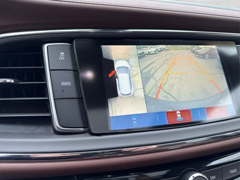 Used 2018 Buick Enclave Avenir image 32