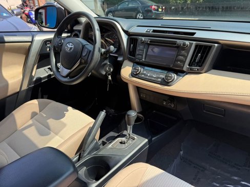 Used 2014 Toyota RAV4 XLE image 9
